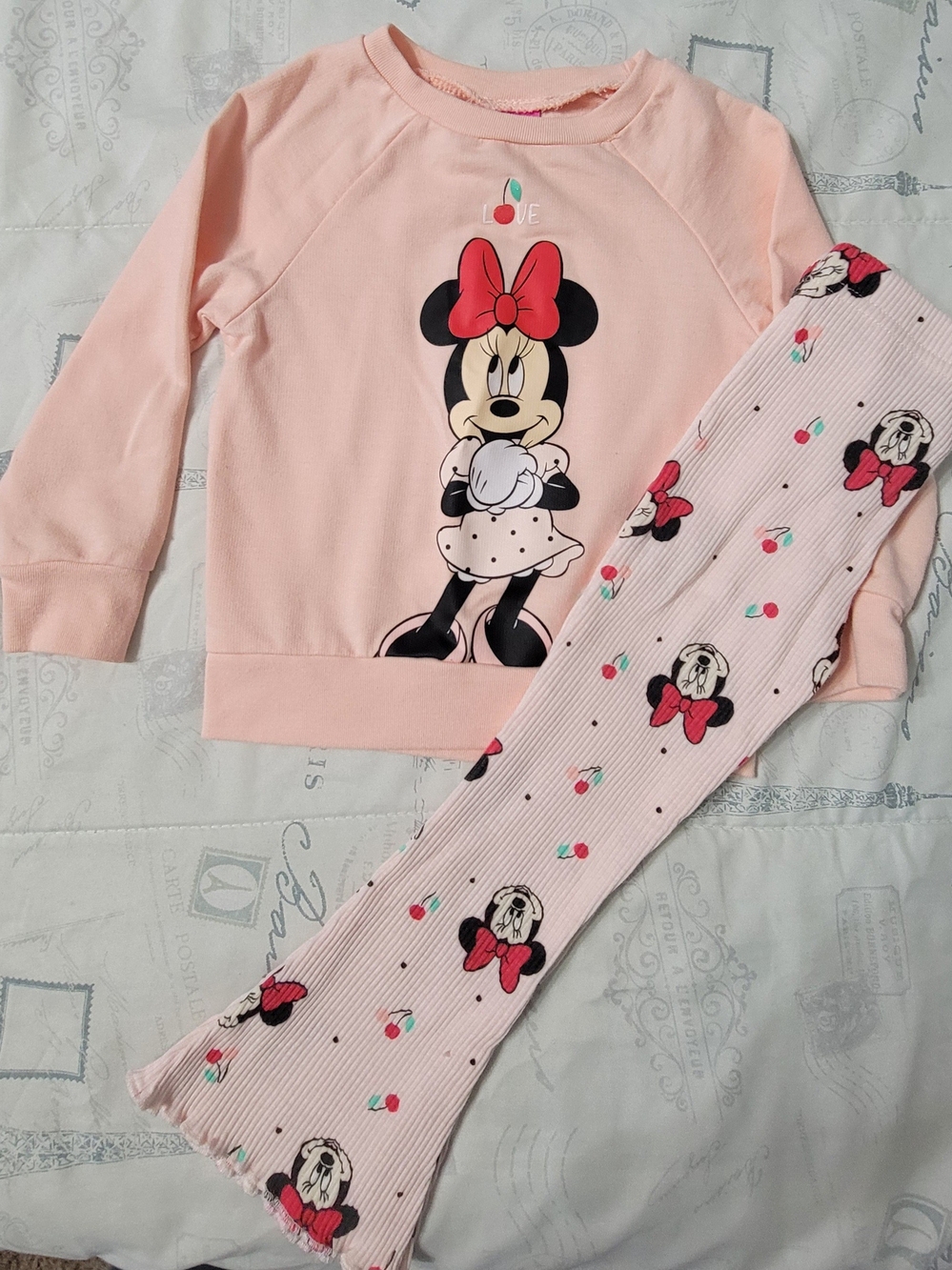 Disney Minnie Mouse 2-Piece Sweatshirt & Flared Pants Set - Light Pink